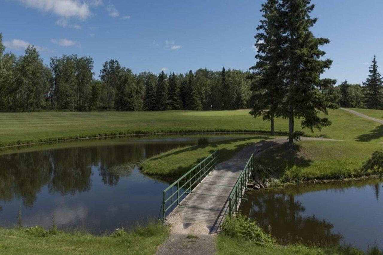 Lakeview Hecla Resort Exterior photo
